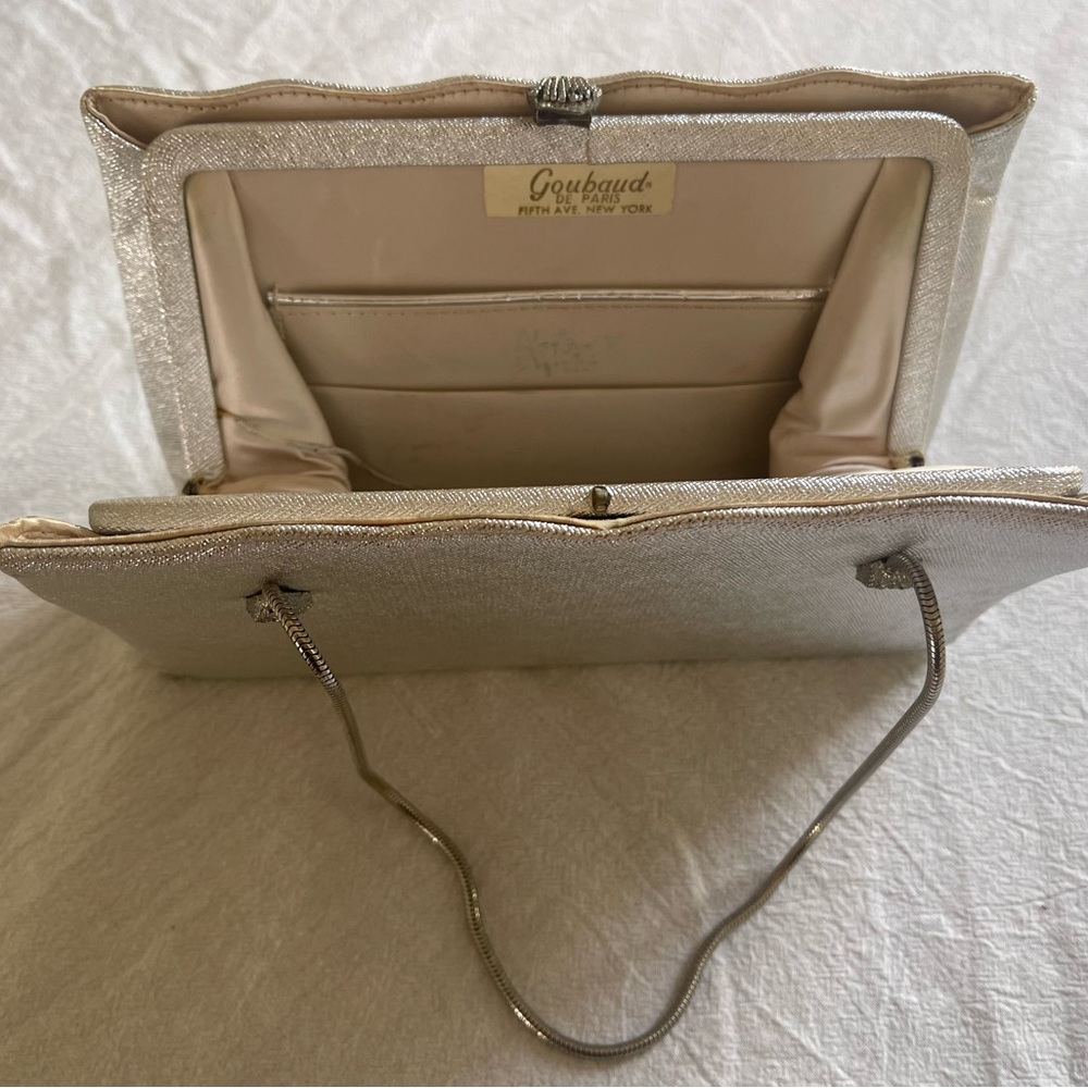 Vintage 1950's Silver GOUBAUD DE PARIS 5th Ave NY Clam Shell Evening Bag /Clutch - Picture 6 of 11